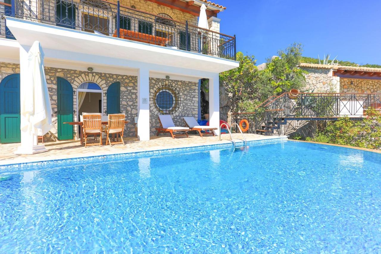 House On The Rocks Vila Katávolos Exterior foto